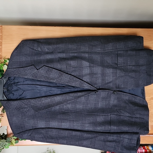 Boss Hugo Boss Charcoal Plaid 2 Button Checkered Blazer Mens 40R Front Pockets - Picture 1 of 15